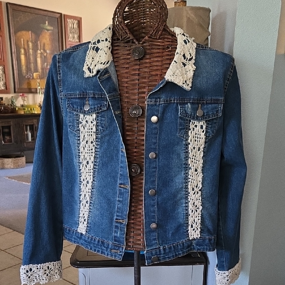 Beta House Blue Demin and Cream Crotched Trim Jean Jacket